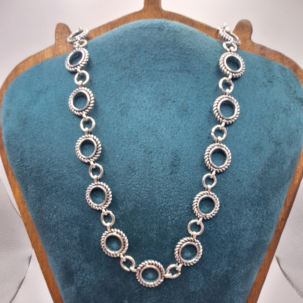 Kohl’s Silver Tone Circle Link Necklace | 18” + 3” Extender | NWT
